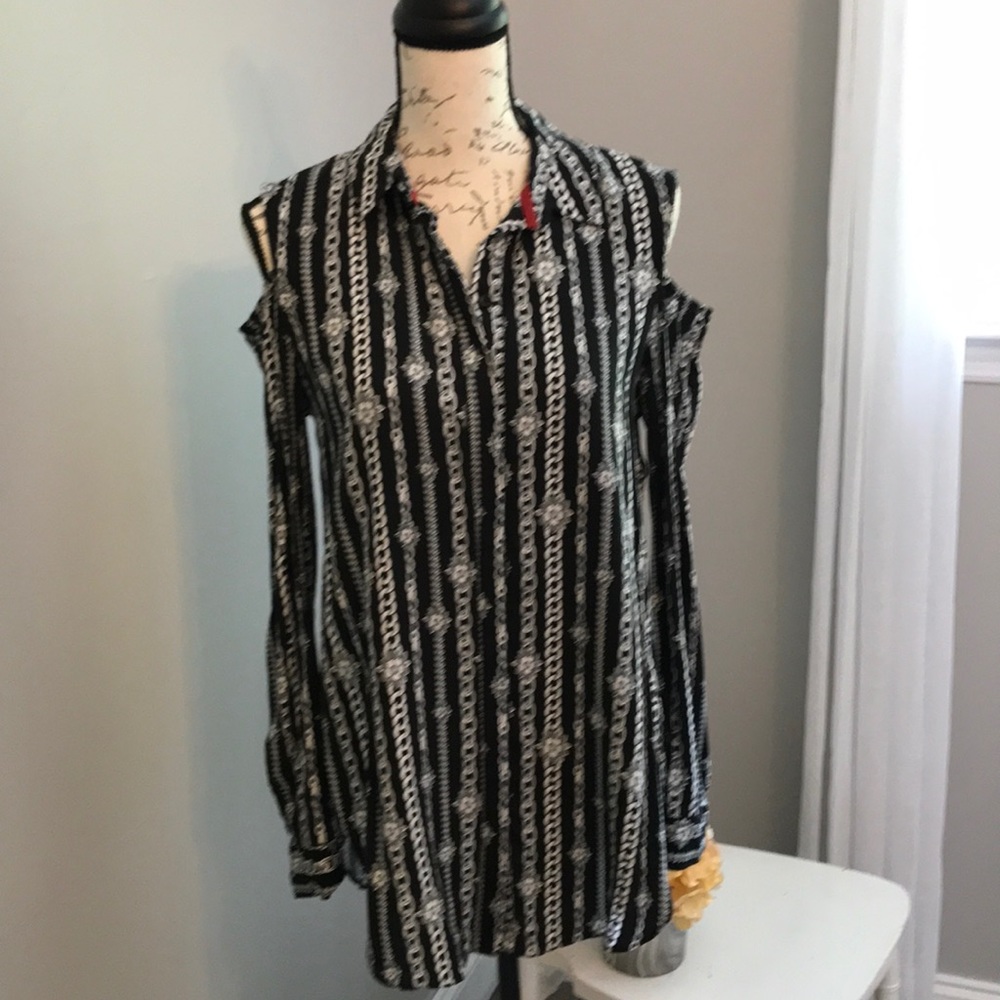 Black chain print slim line shirt